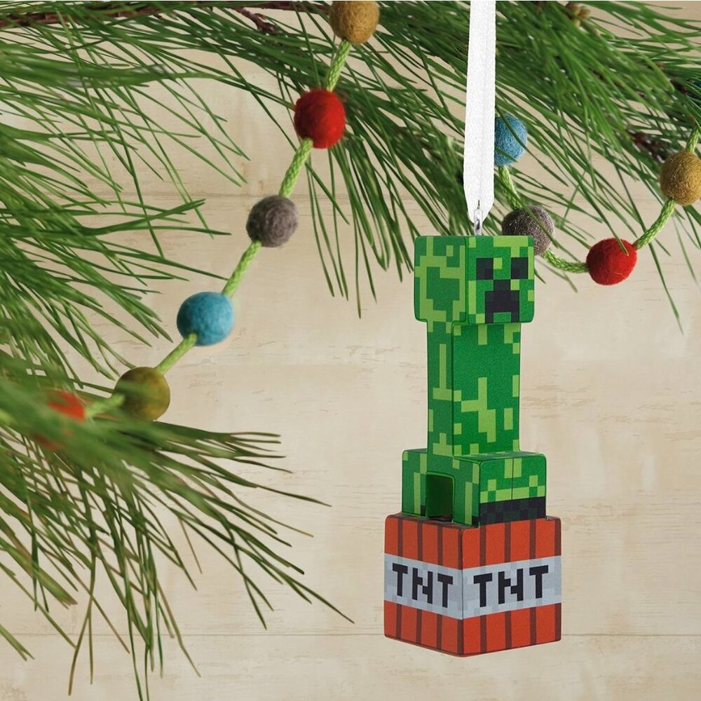 Hallmark Minecraft Creeper on TNT Christmas Ornament Brand New